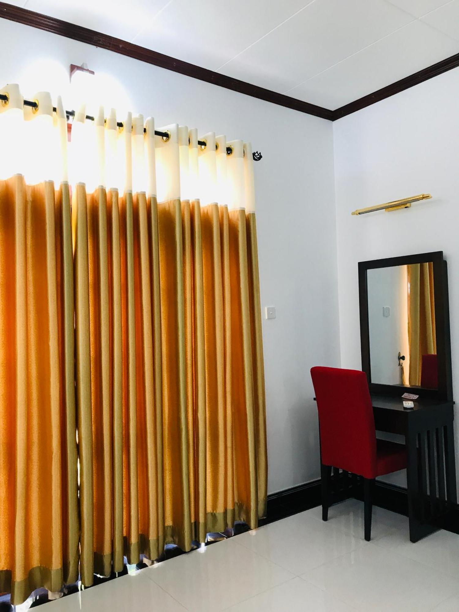 Siluni'S Villa アヌラーダプラ 部屋 写真